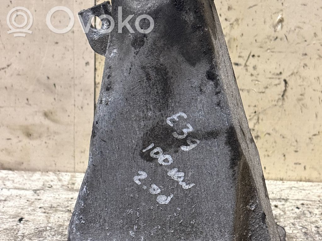 BMW 5 E39 Engine mounting bracket 