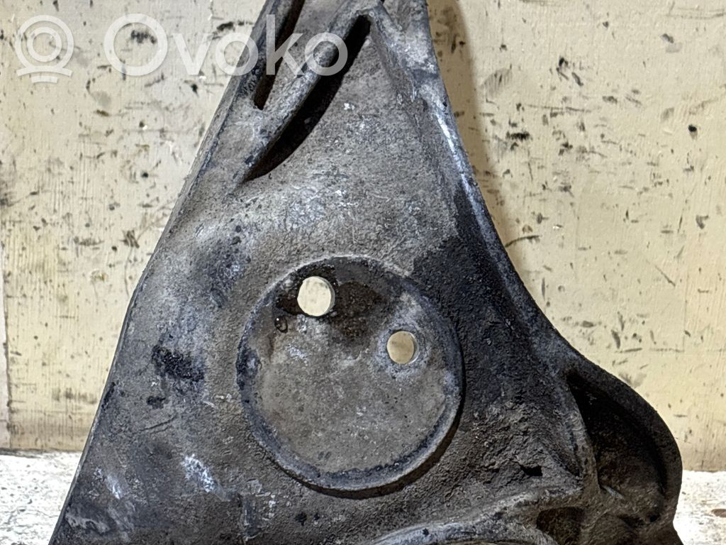 Engine mounting bracket   1096080,22111096080