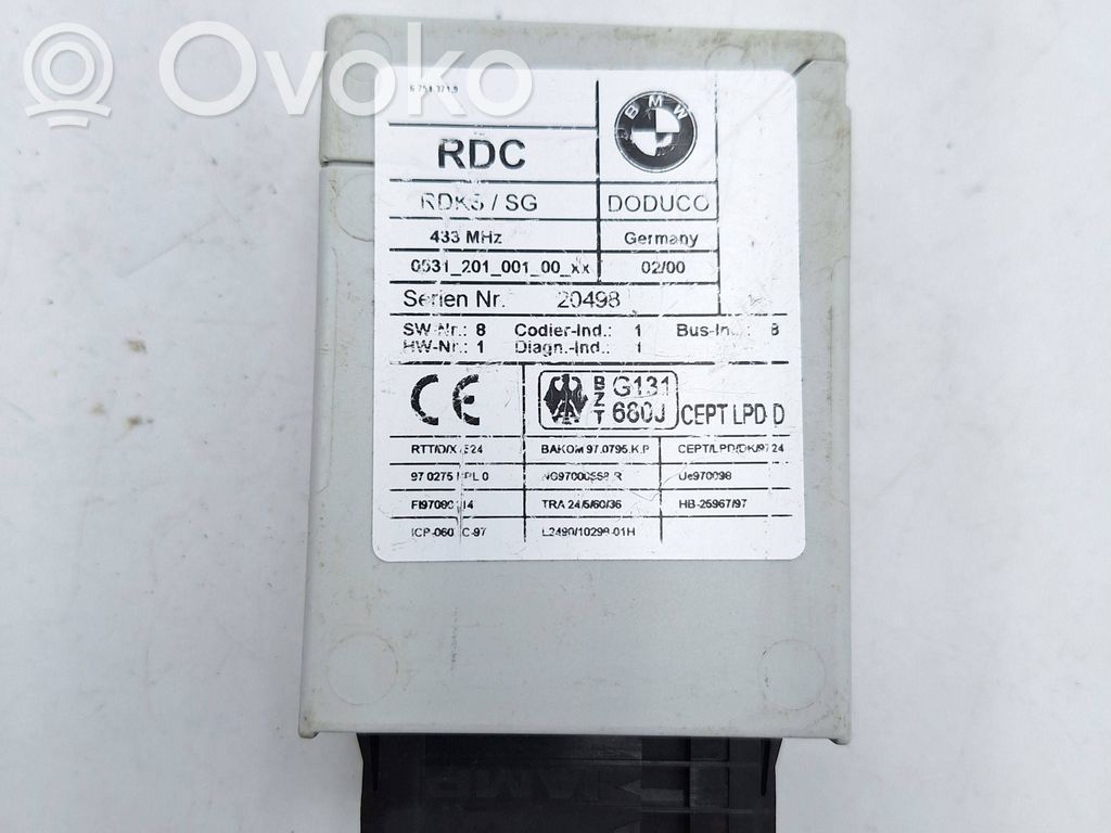 Tire pressure control unit   6751371,053120100100,36146751371