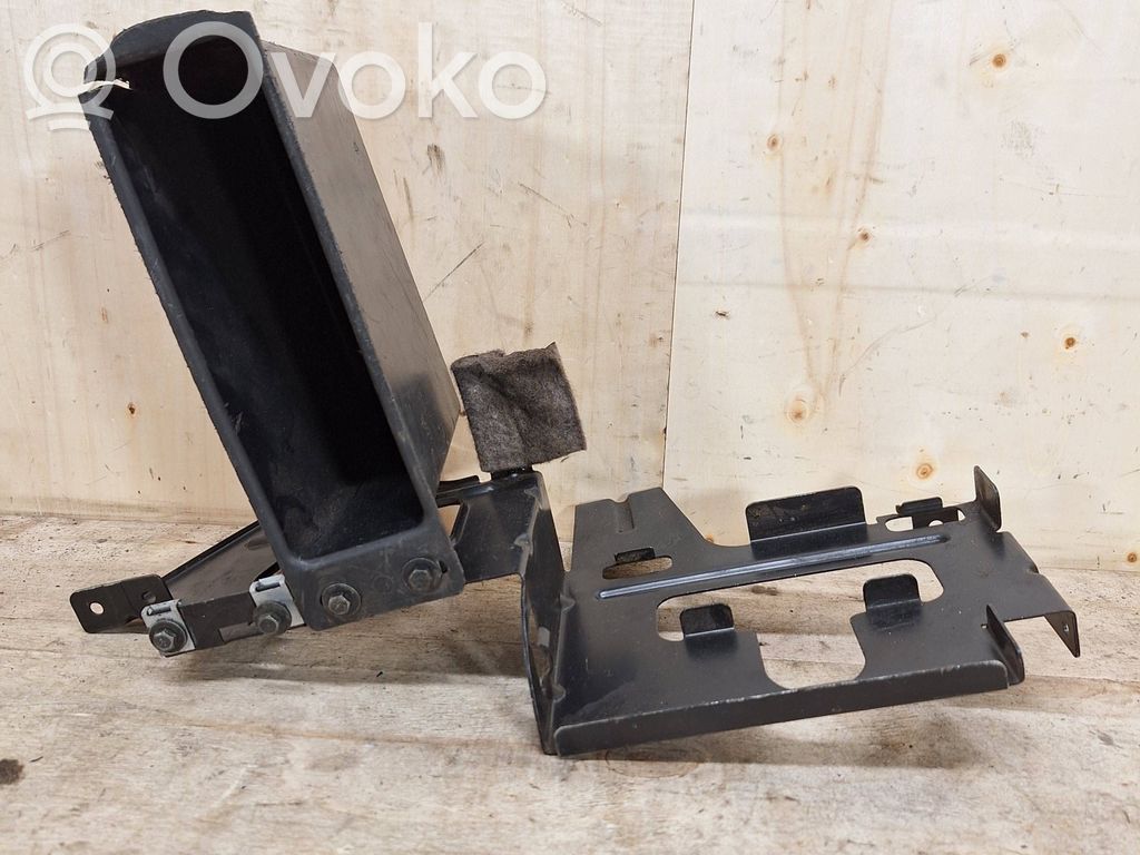 BMW 3 E46 Navigation GPS unit bracket/holder 