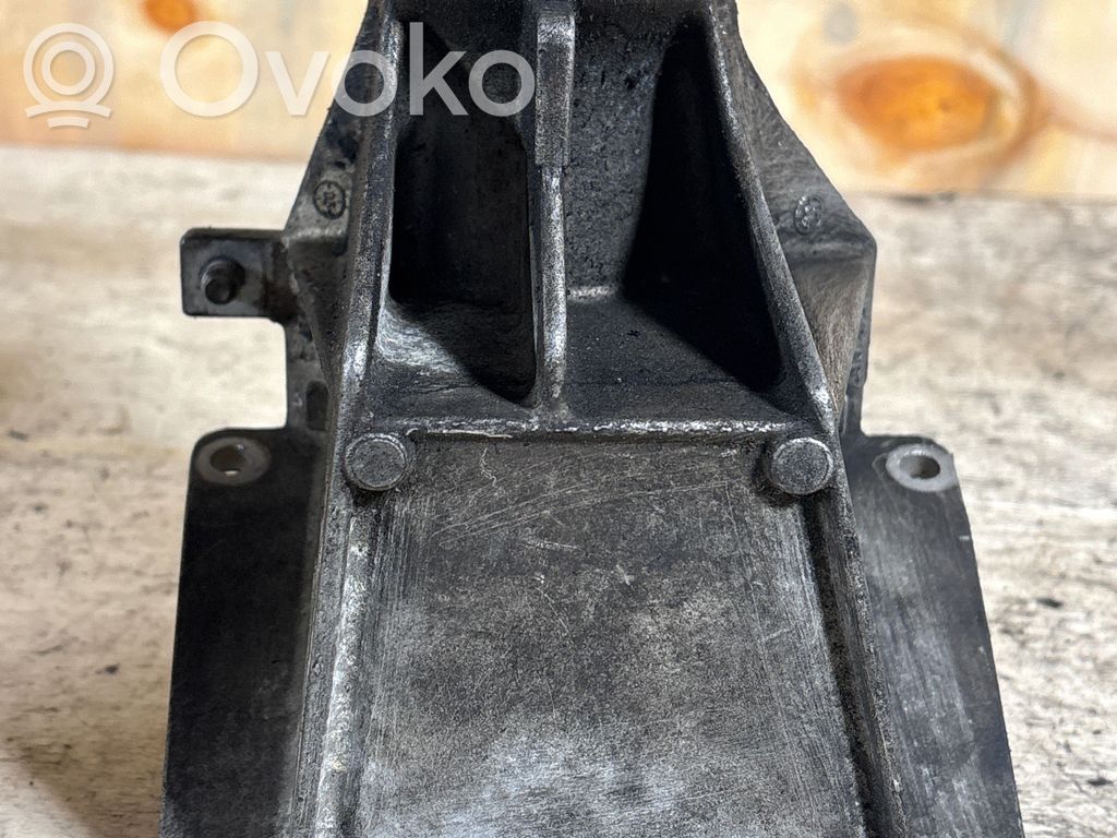 BMW X3 E83 Driveshaft support bearing bracket 
