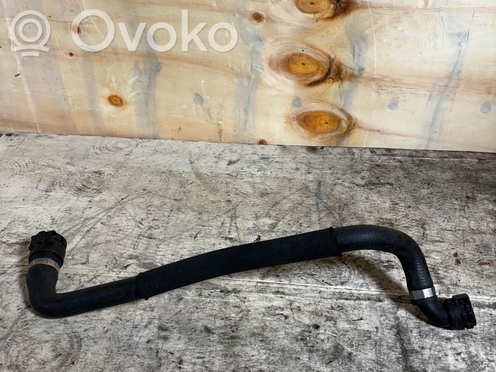 BMW X3 E83 Engine coolant pipe/hose 