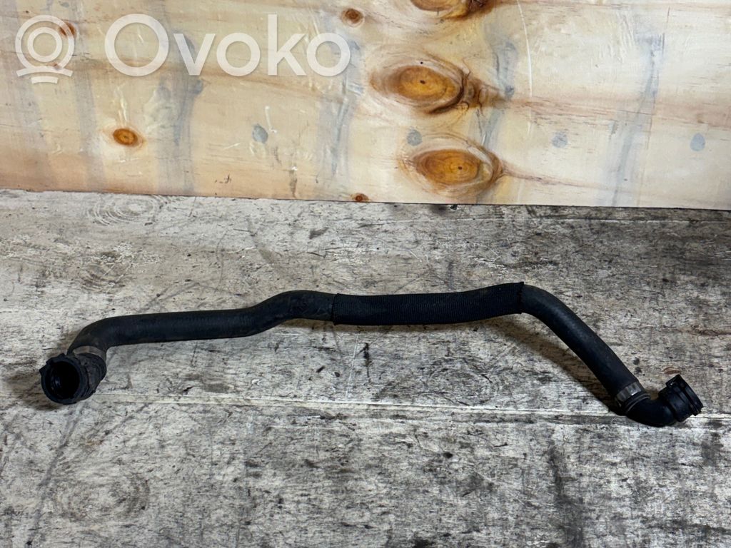 BMW X3 E83 Engine coolant pipe/hose 