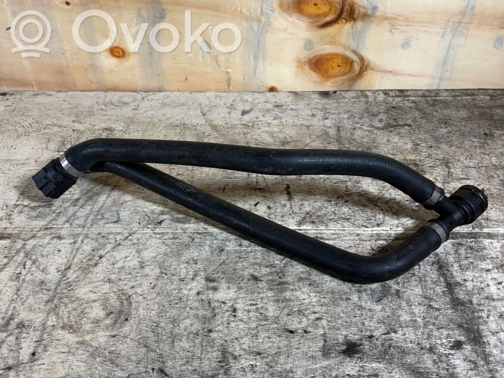 BMW X3 E83 Engine coolant pipe/hose 