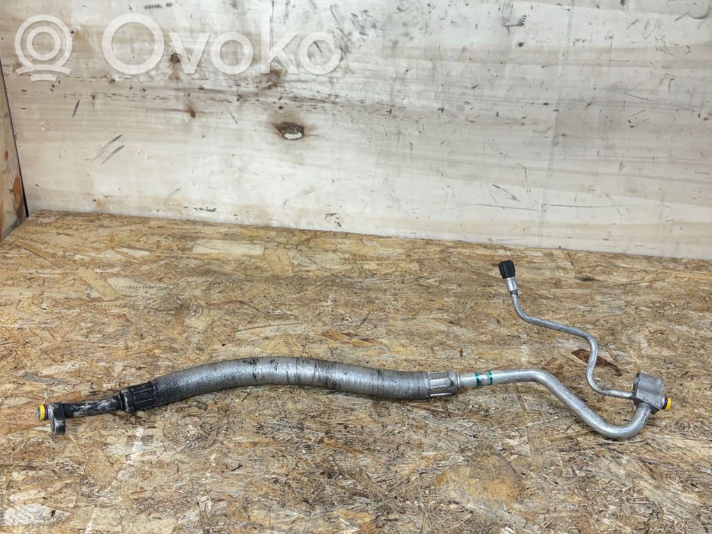 BMW X3 E83 Ilmastointilaitteen putki (A/C) 