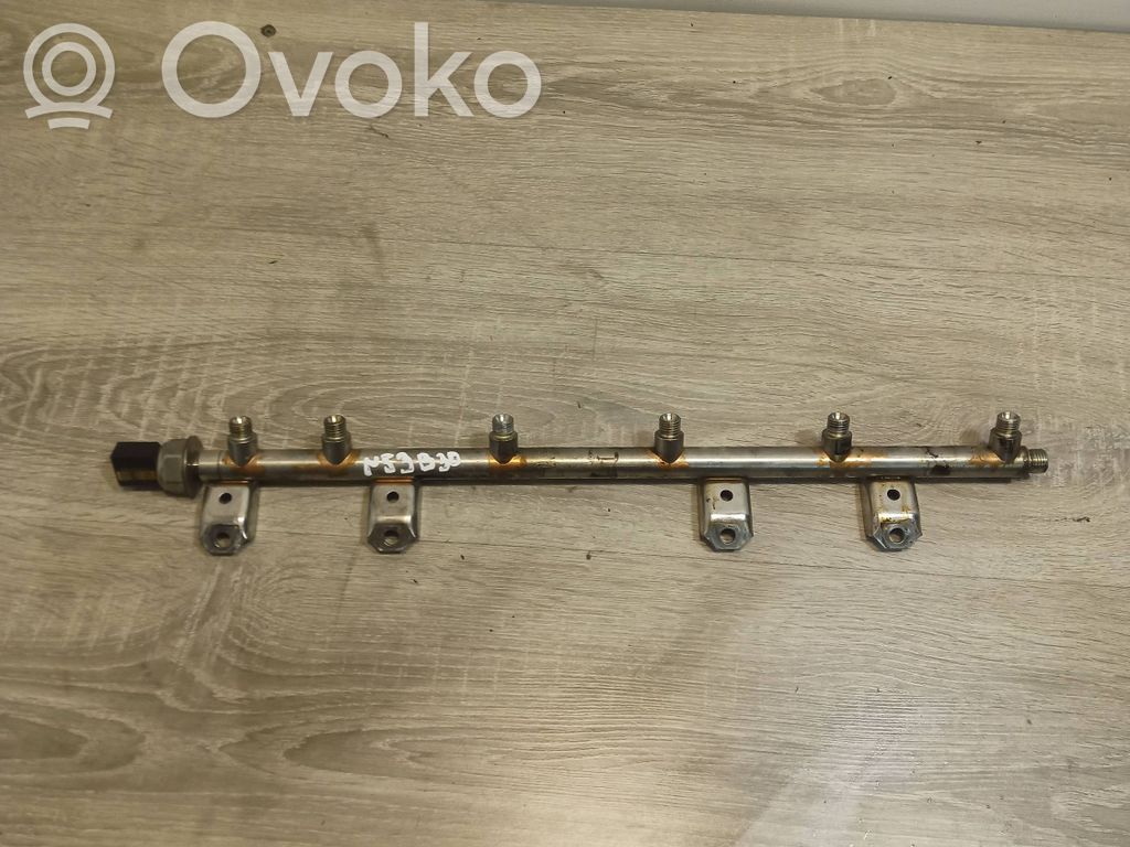 Fuel main line pipe   7537318