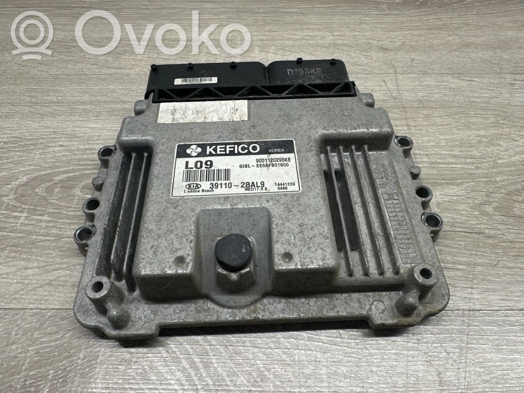 KIA Sportage Engine control unit/module 