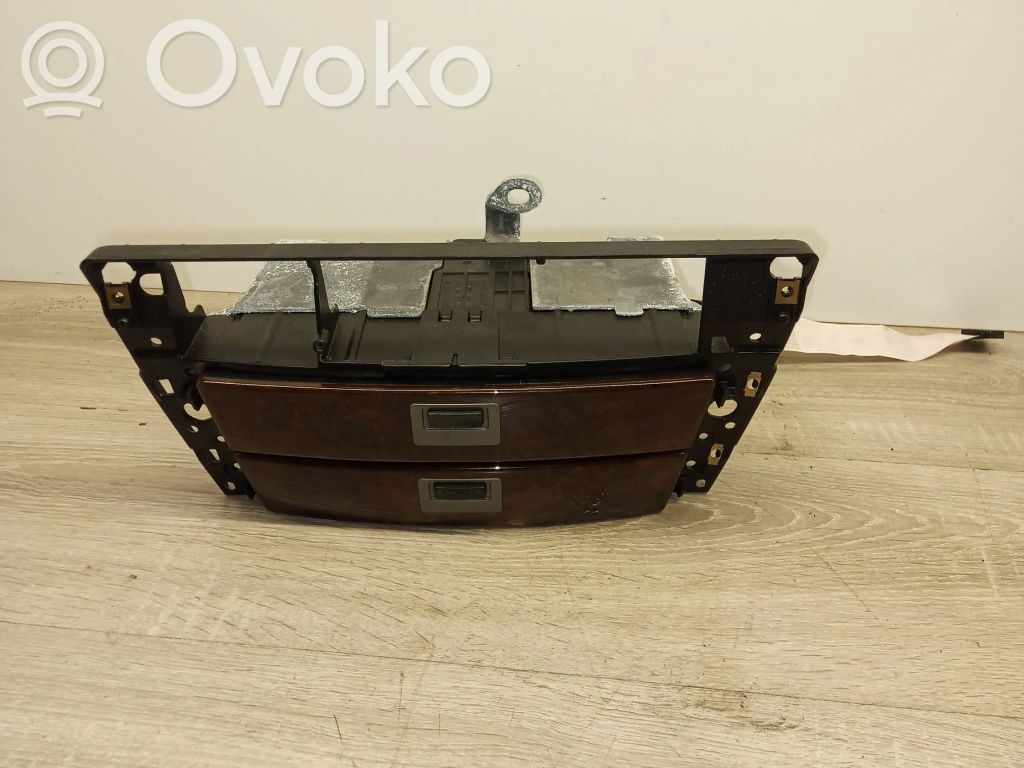 Dashboard storage box/compartment
