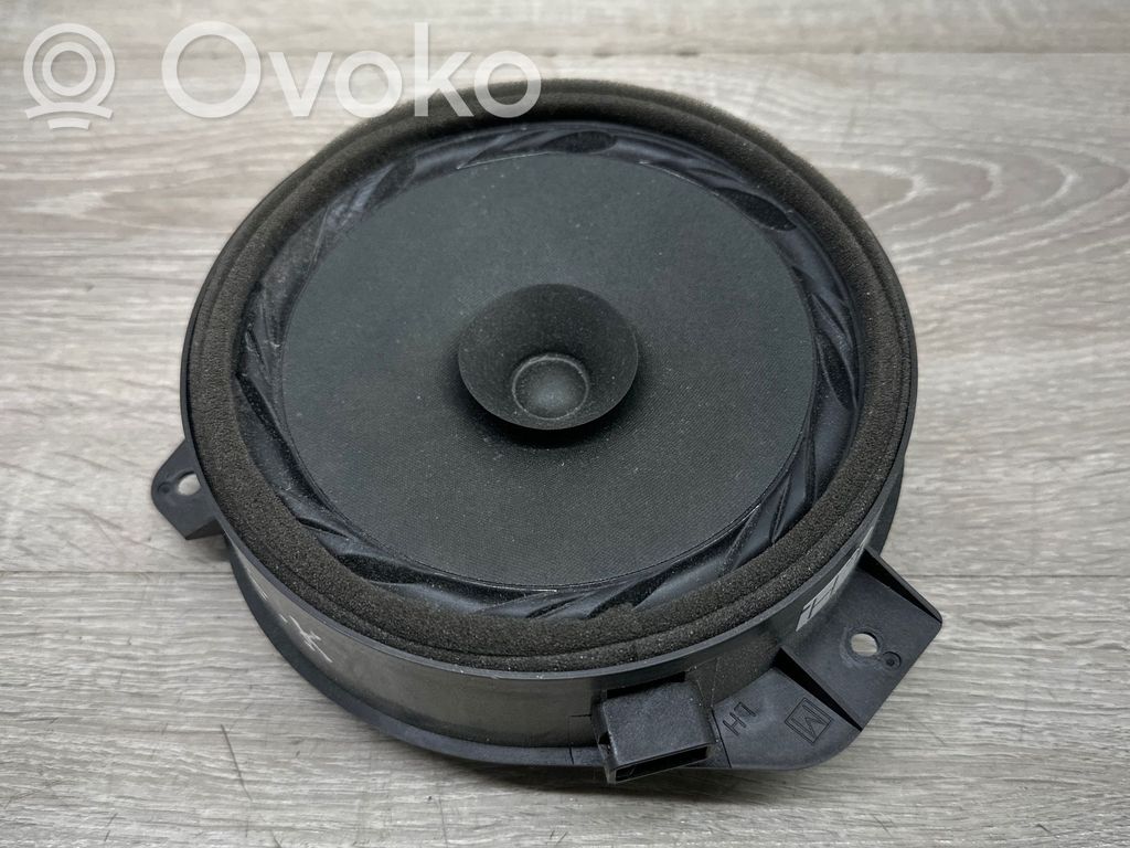 Subaru Forester SJ Altavoz de la puerta trasera 