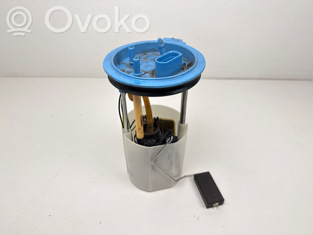 Seat Altea XL Pompa paliwa w zbiorniku 