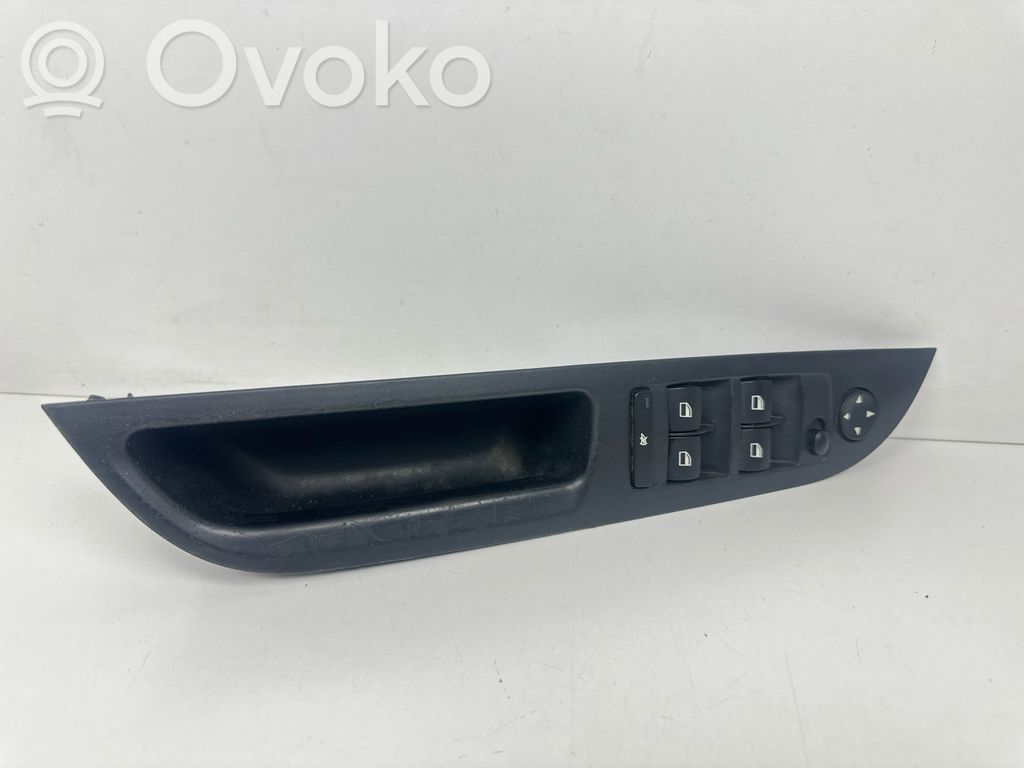 Przyciski szyb   9122110,07W02E04,1485616,MT013500277