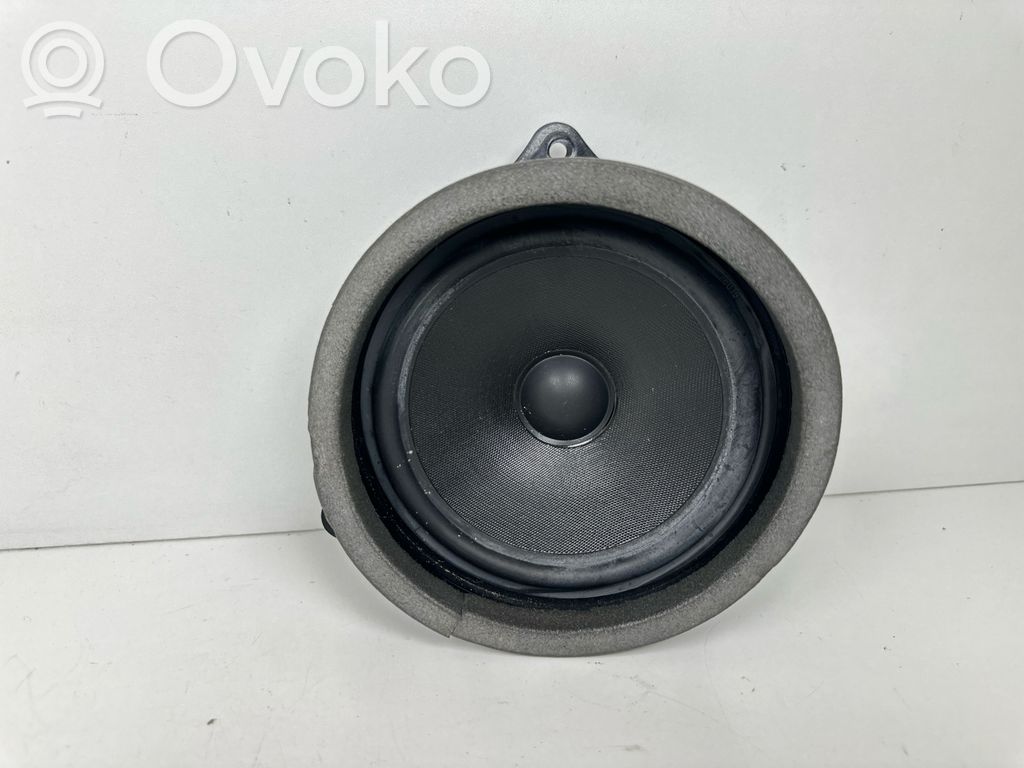 BMW X5 E53 Takaoven kaiutin 