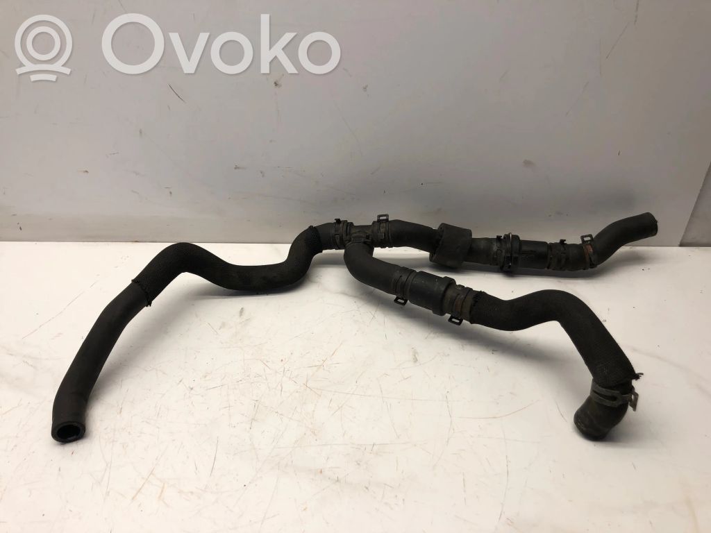 Engine coolant pipe/hose