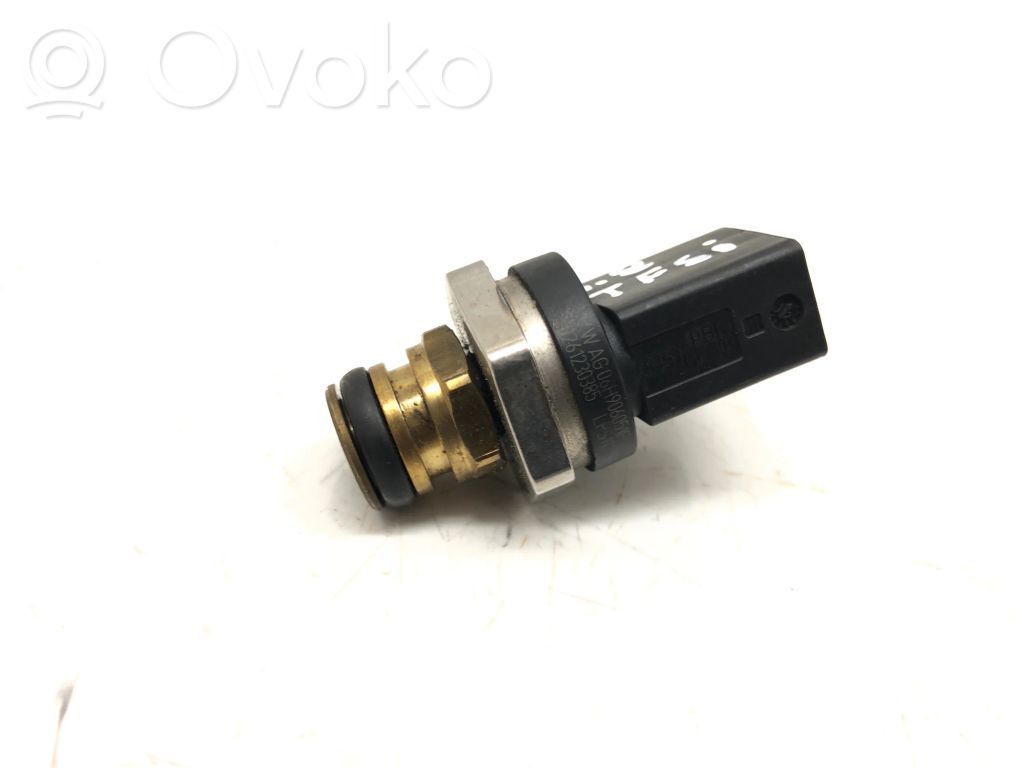 Audi A3 S3 8V Capteur de pression de carburant 