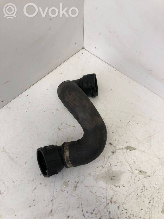 BMW 3 E92 E93 Engine coolant pipe/hose 