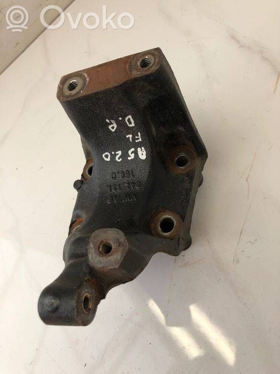 Audi A5 Sportback 8TA Engine mounting bracket 