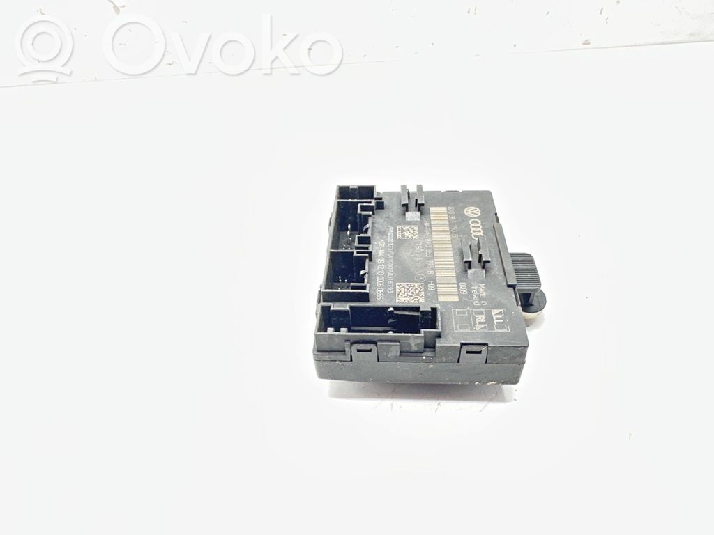 Skoda Superb B6 (3T) Door control unit/module 
