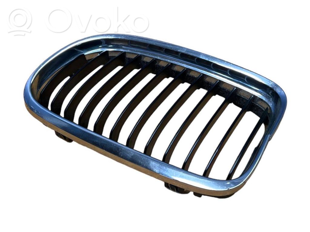 BMW 3 E90 E91 Front bumper upper radiator grill 