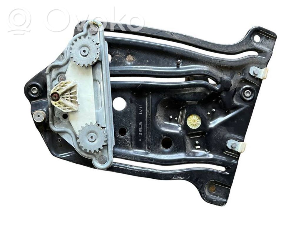 BMW 6 F12 F13 Front door window regulator with motor 
