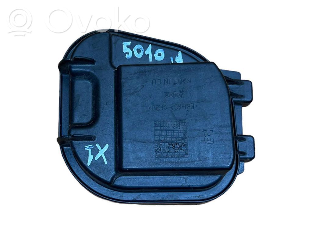 Headlight/headlamp dust cover