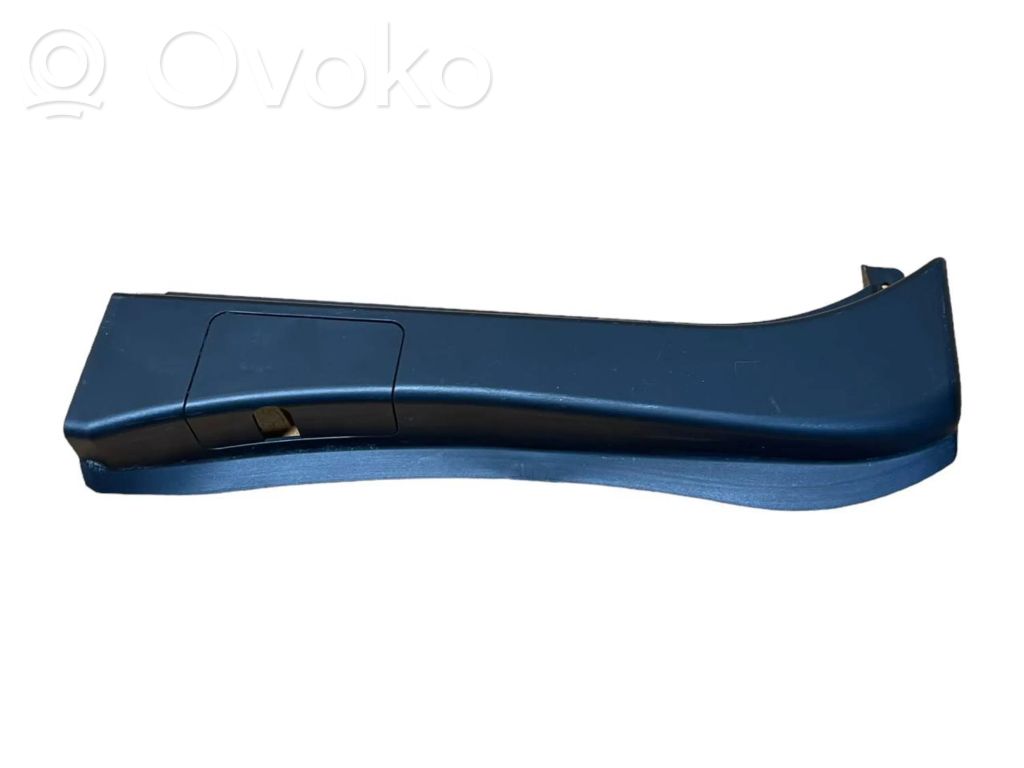 BMW X5 E70 (D) pillar trim (bottom) 