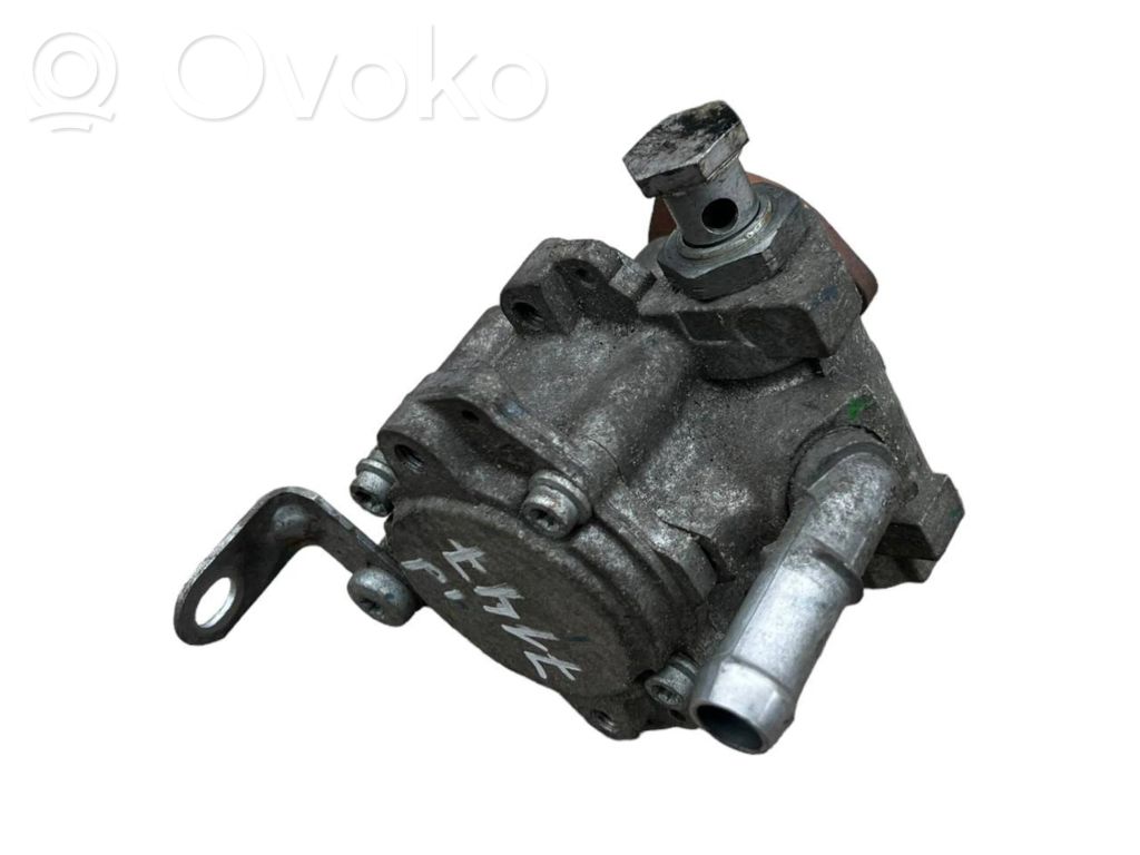 BMW 3 E90 E91 Power steering pump 