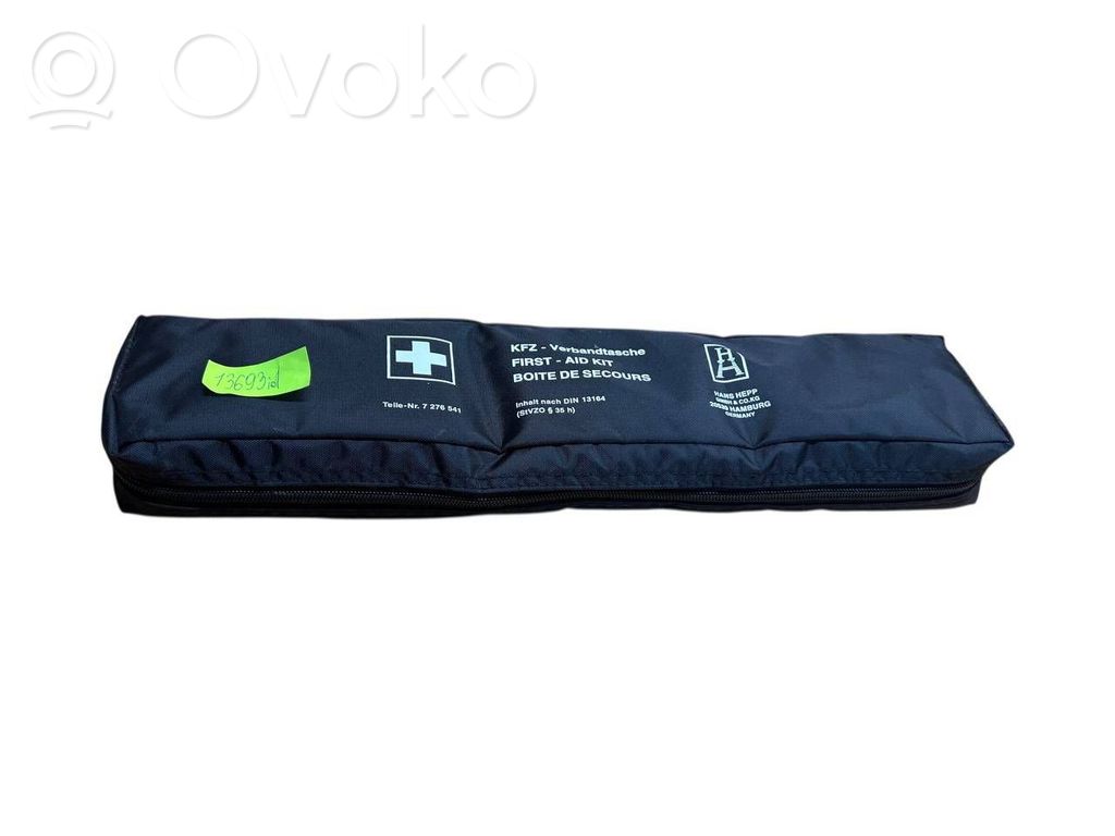 BMW 5 F10 F11 First aid kit 