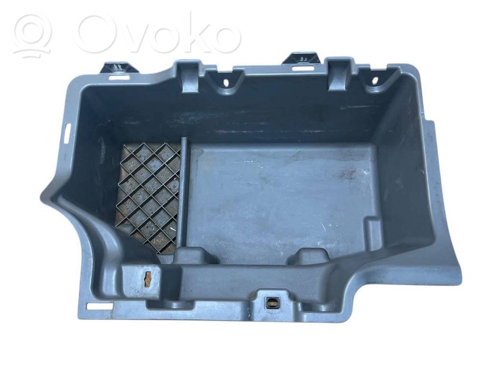BMW 3 E92 E93 Glove box in trunk 