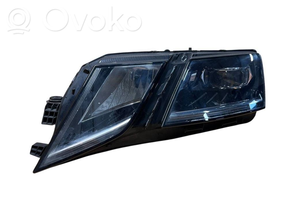 Skoda Octavia Mk3 (5E) Headlight/headlamp 