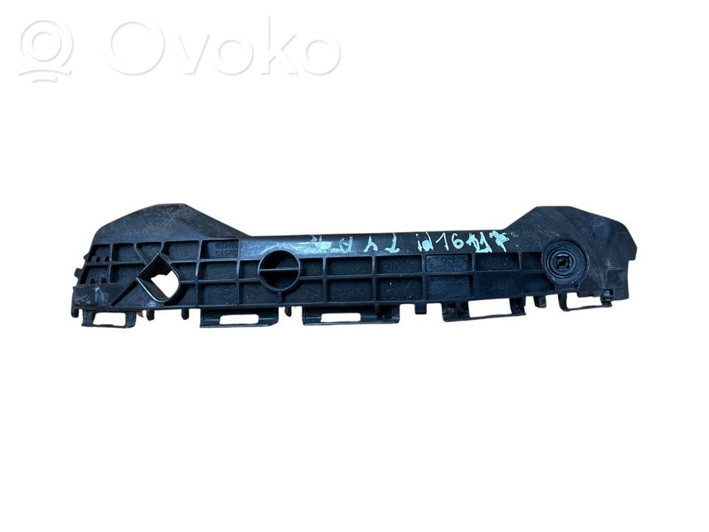 Uchwyt / Mocowanie zderzaka tylnego   525750D460