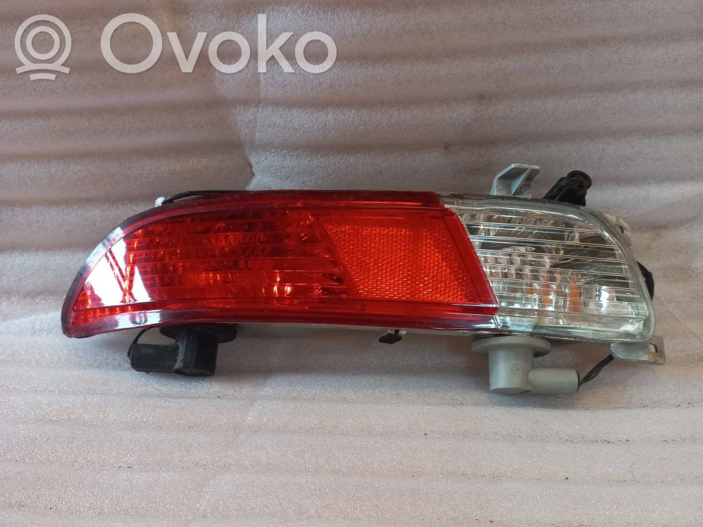 BMW 6 E63 E64 Aizmugures bufera gaisma 