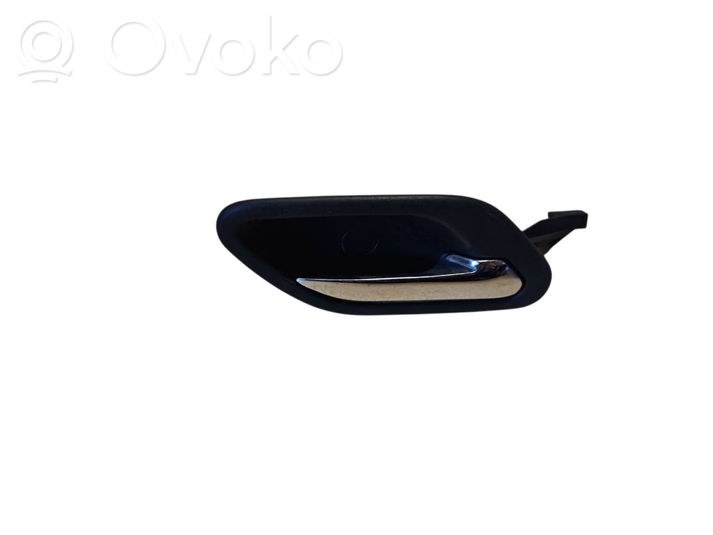 Front door interior handle   8226050