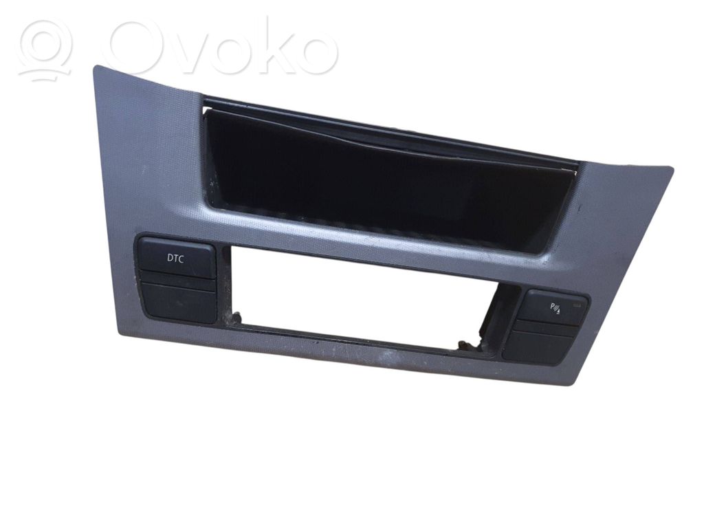 BMW 5 E60 E61 Dashboard glove box trim 