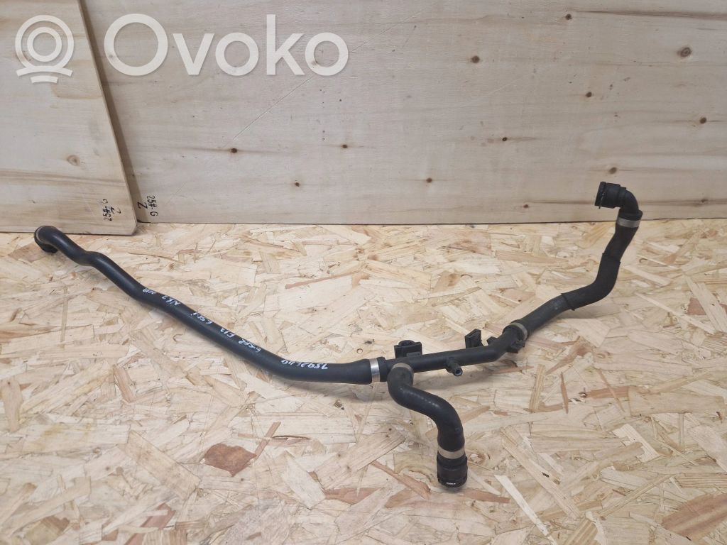 BMW 6 F12 F13 Variklio aušinimo vamzdelis (-ai)/ žarna (-os) 