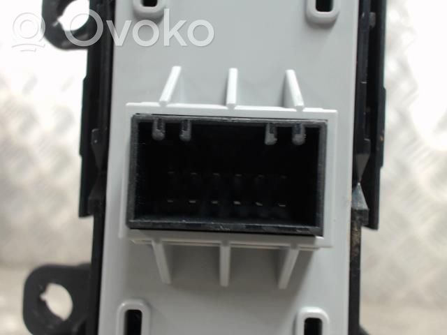 KIA Niro Interruptor del elevalunas eléctrico 