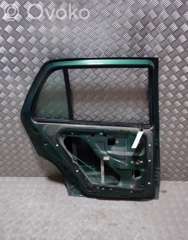 Renault Clio I Puerta trasera 