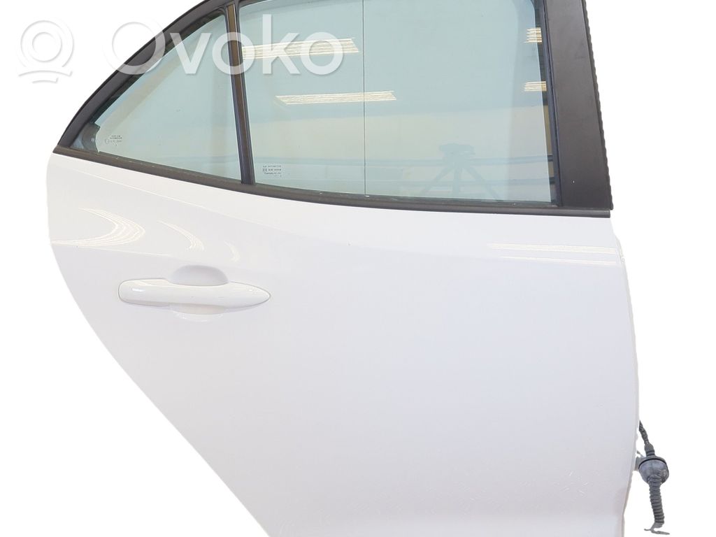 Toyota Corolla E210 E21 Galinės durys 