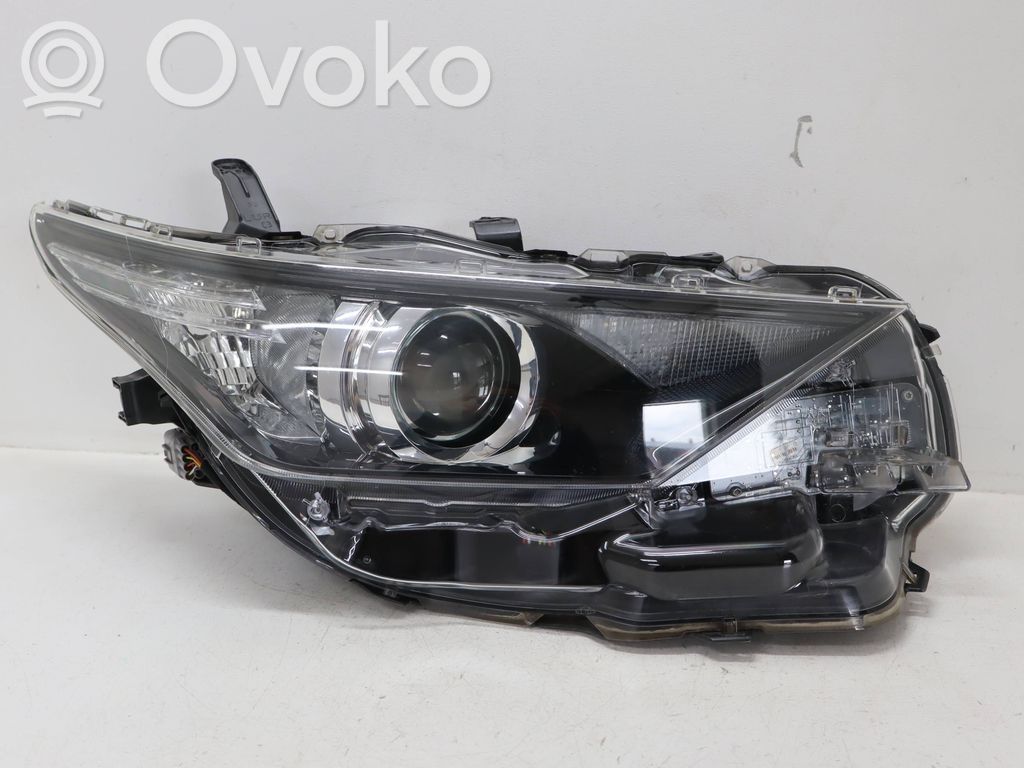 Toyota Auris E180 Scheinwerfer 