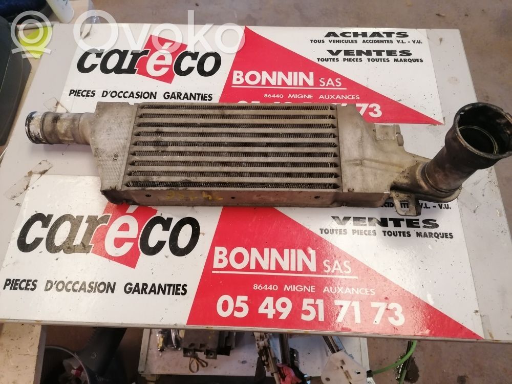 Opel Corsa C Starpdzesētāja radiators 