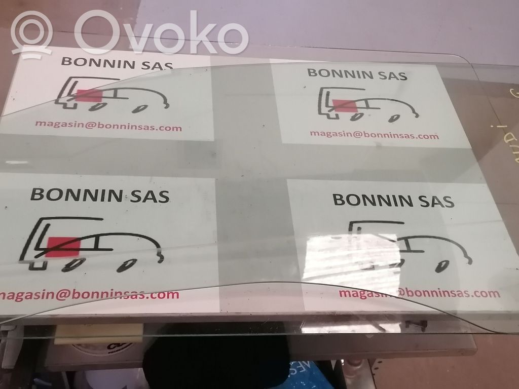 Audi A5 Szyba drzwi przednich 