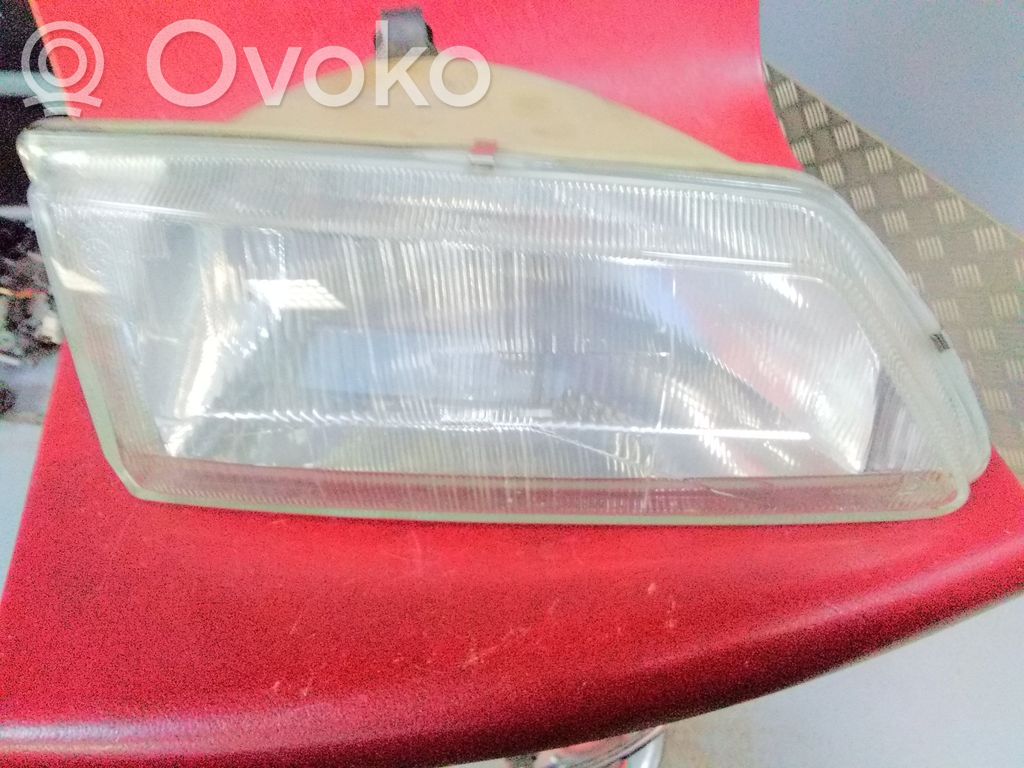 Peugeot 106 Headlight/headlamp 