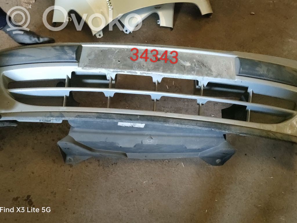 Renault Megane I Zderzak przedni 