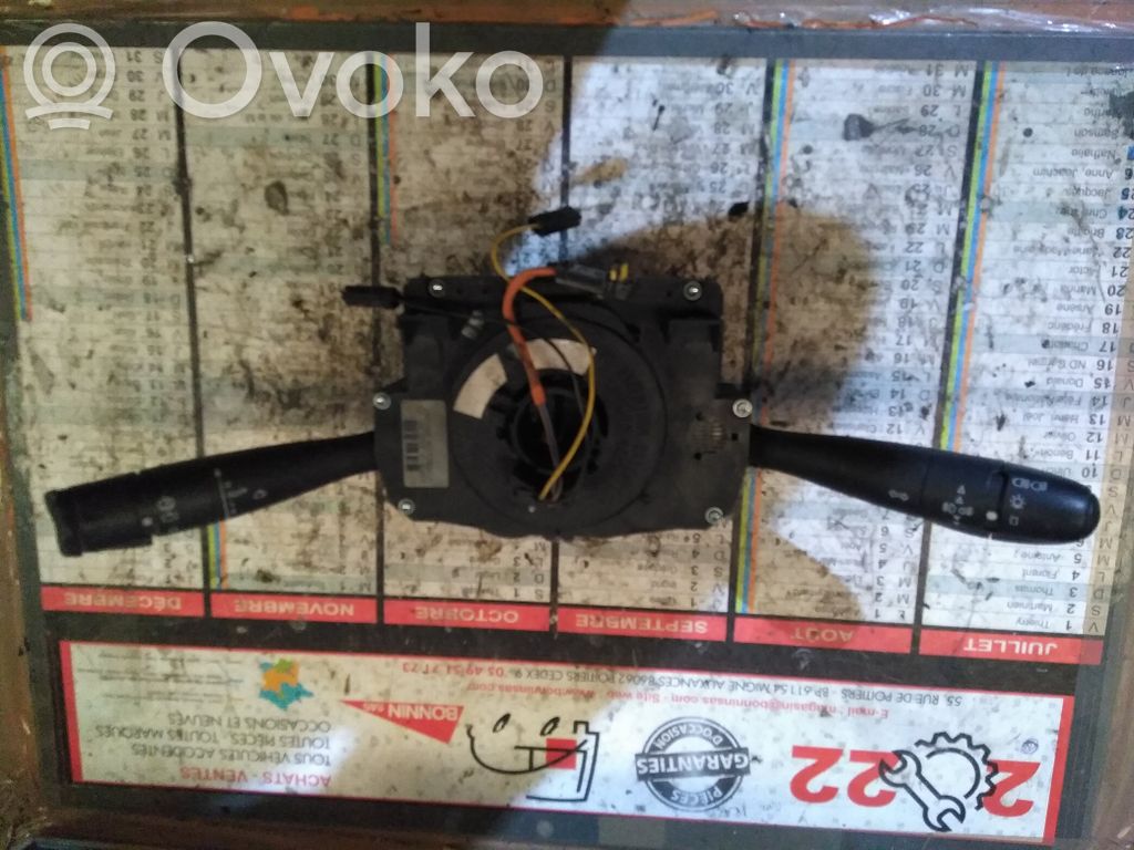 Citroen C3 Pyyhkimen/suuntavilkun vipukytkin 