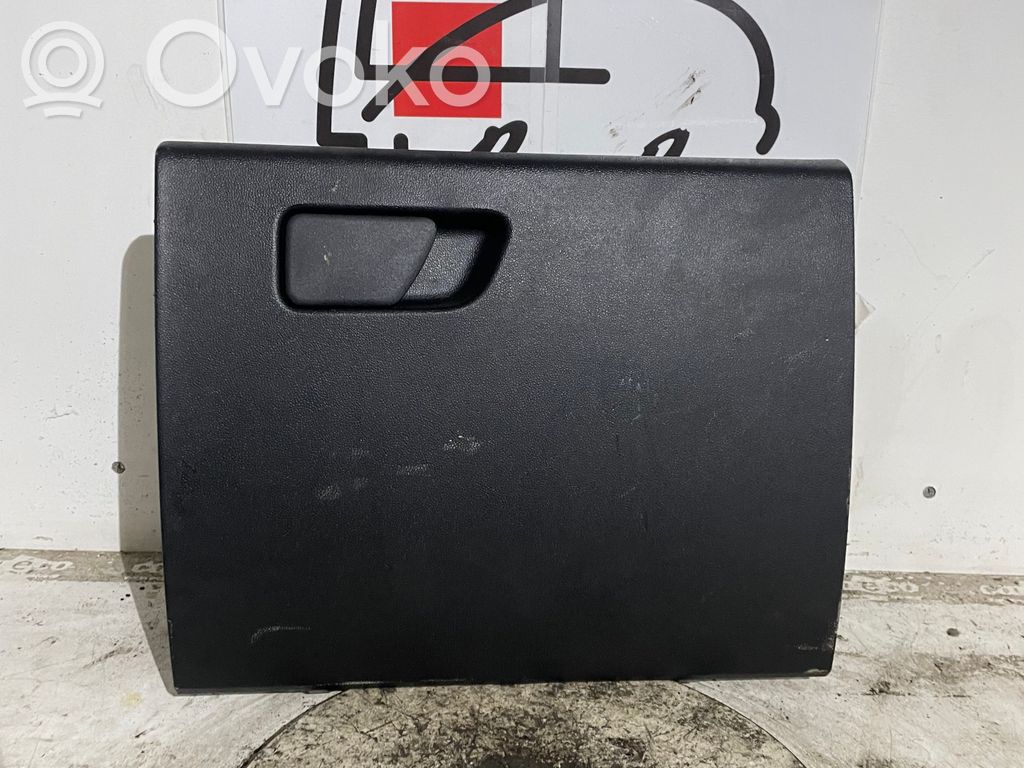 Ford Fiesta Puerta del maletero/compartimento de carga 