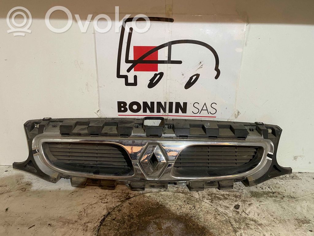 Renault Safrane Maskownica / Grill / Atrapa górna chłodnicy 