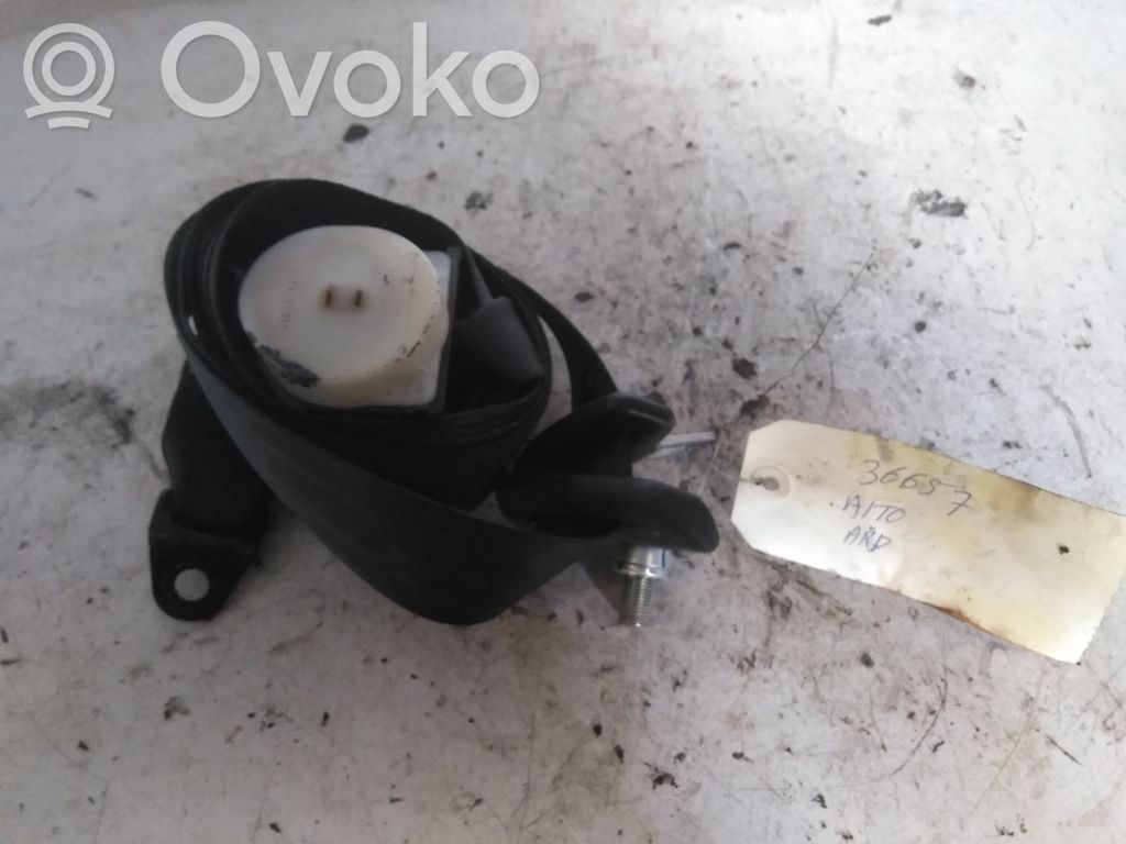 Suzuki Alto Cinturón trasero 