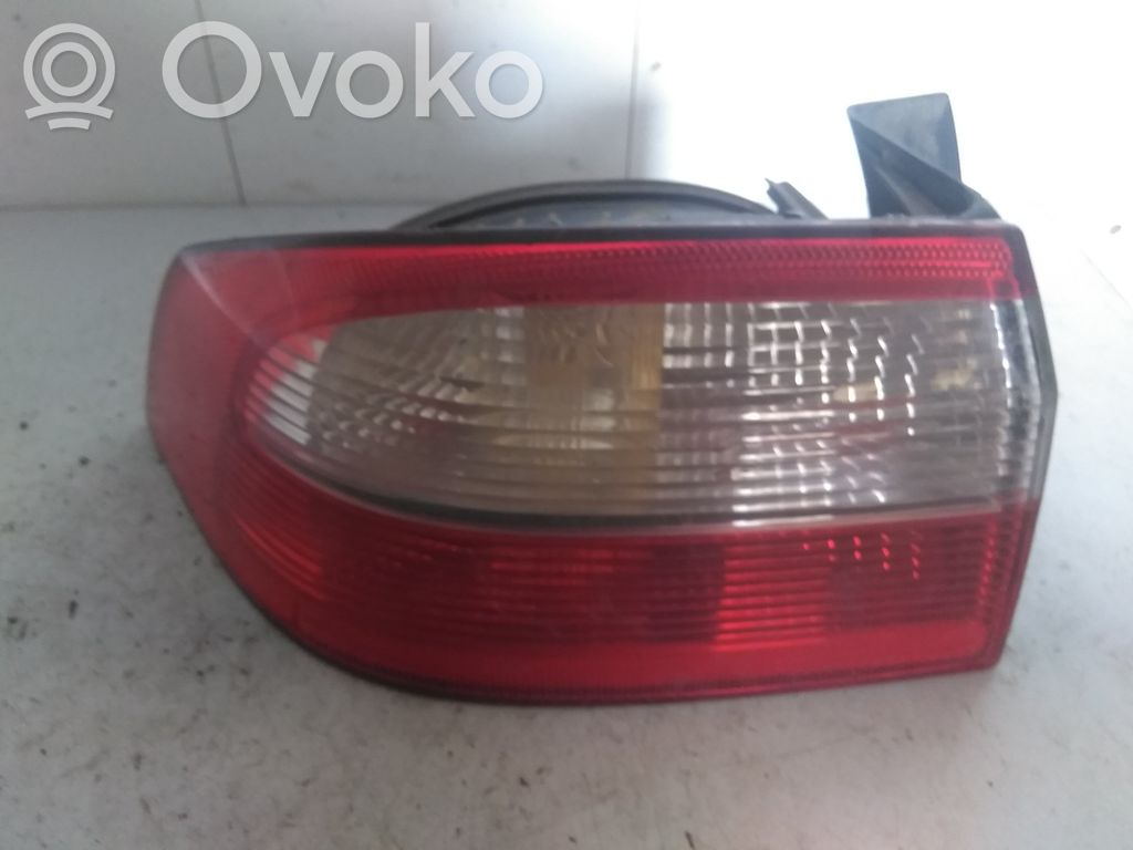 Renault Laguna II Lampă spate în caroserie 