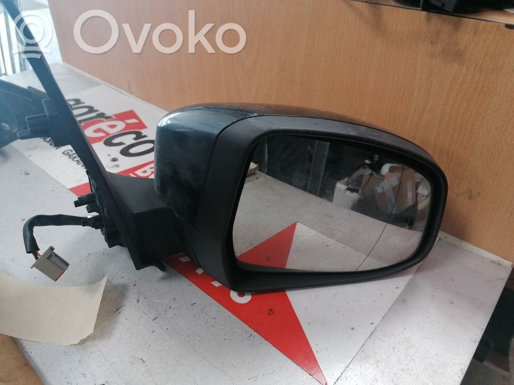 Ford Focus Зеркало (управляемое электричеством) 