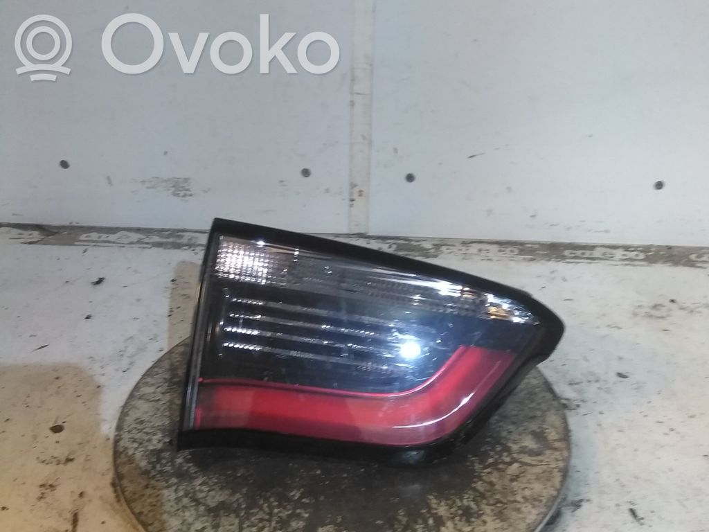 Jeep Compass Takaluukun takavalot 