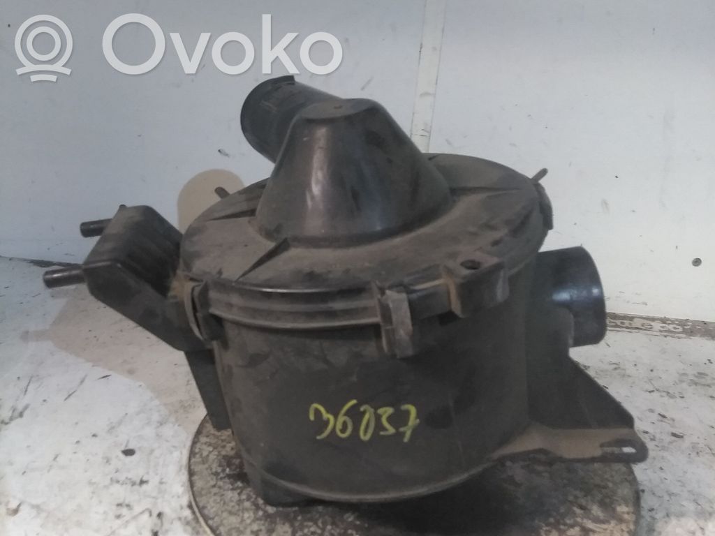 Peugeot 306 Obudowa filtra powietrza 